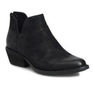 Bjorn Shari Bootie black distressed suede size 7.5